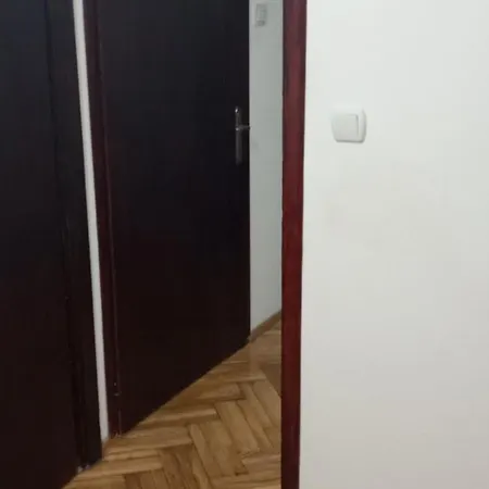 Airpot Md 1 Guest house